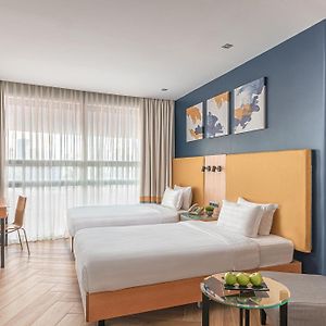 Deluxe Twin Hotel Floor